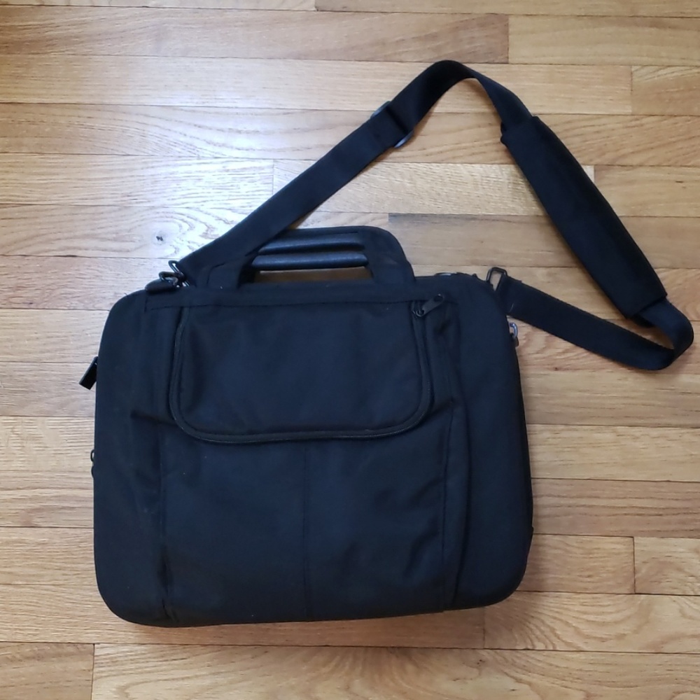 Laptop bag